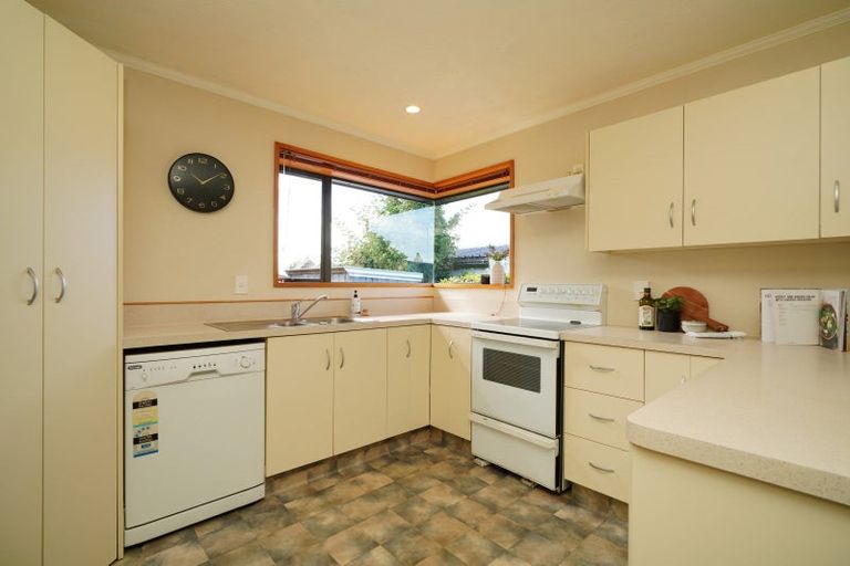 Photo of property in 132 Edinburgh Crescent, Waikiwi, Invercargill, 9810