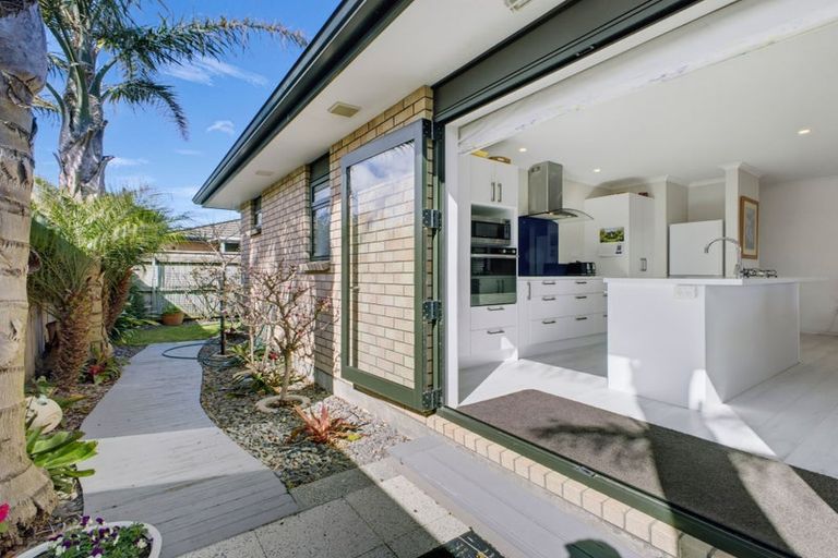 Photo of property in 32 Purnell Street, College Estate, Whanganui, 4500