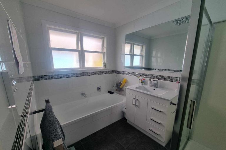 Photo of property in 22 Murray Street, Wallaceville, Upper Hutt, 5018