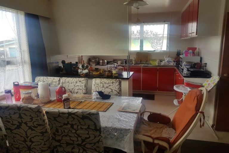 Photo of property in 27 Neems Place, Manurewa, Auckland, 2102