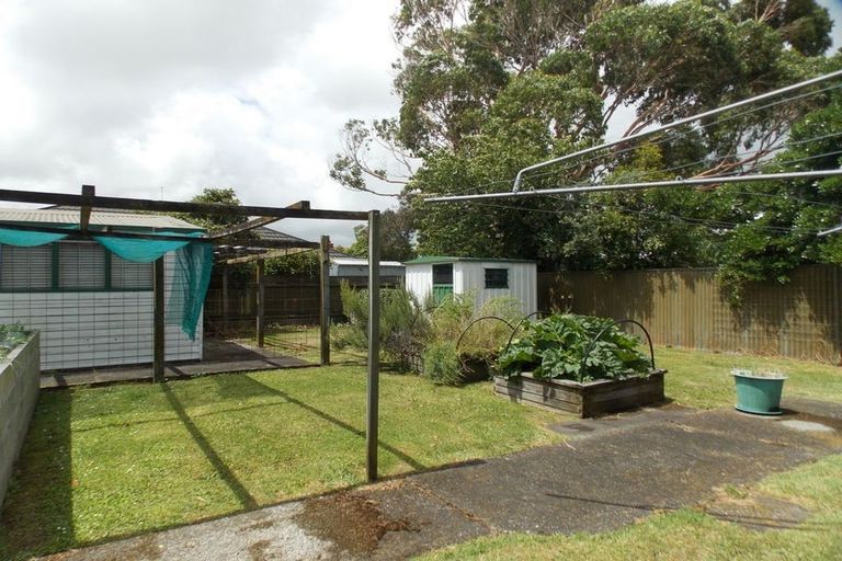 Photo of property in 5 Clausen Street, Takaro, Palmerston North, 4412