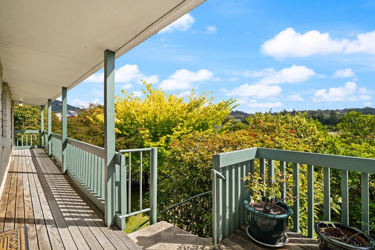 Photo of property in 33 Walton Park Avenue, Fairfield, Dunedin, 9018