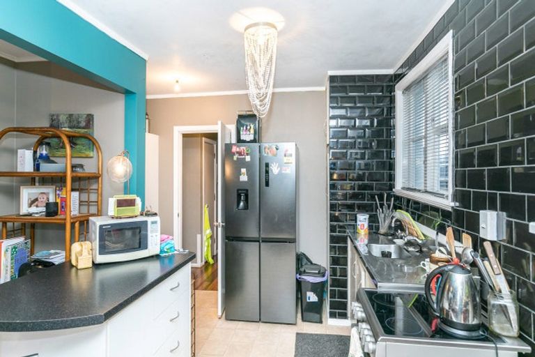 Photo of property in 35 Junction Road, Paeroa, 3600