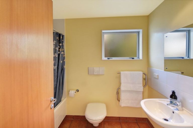 Photo of property in 48 Holyhead Street, Outram, 9019