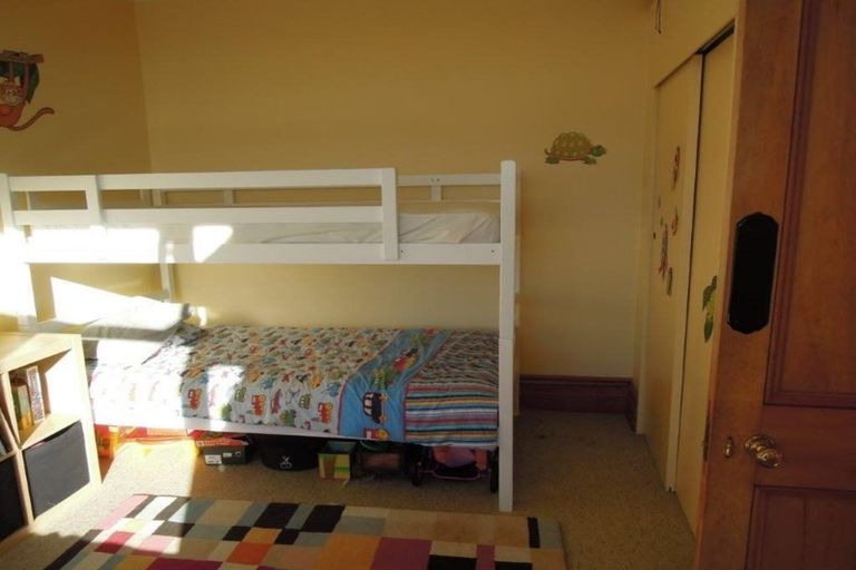 Photo of property in 16 Lawrence Street, Newtown, Wellington, 6021