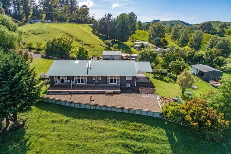 Photo of property in 1663 Puketitiri Road, Puketapu, Napier, 4184