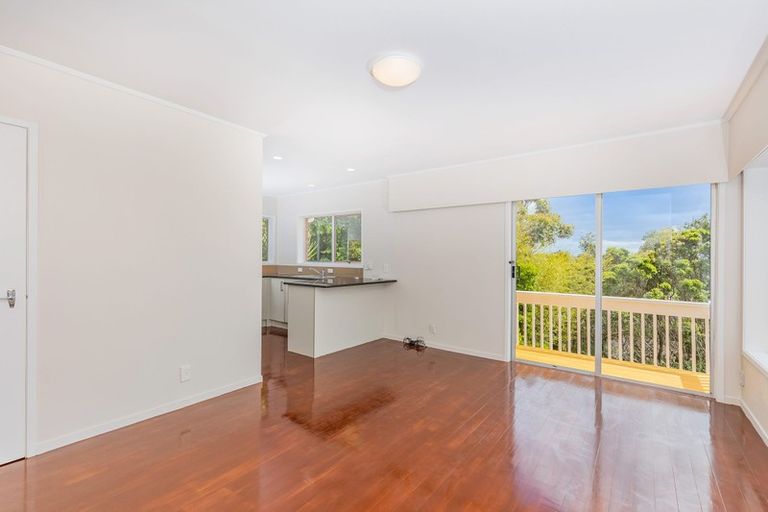 Photo of property in 2/581 East Coast Road, Browns Bay, Auckland, 0630