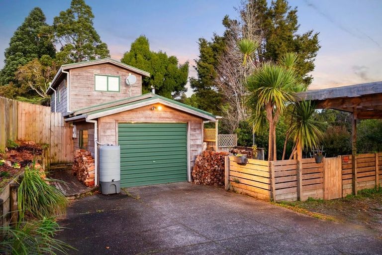 Photo of property in 478 Huia Road, Laingholm, Auckland, 0604