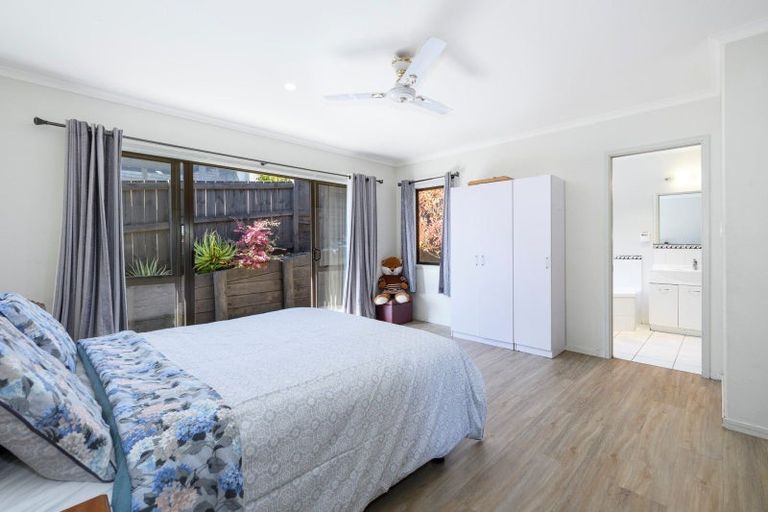 Photo of property in 79 Waterside Drive, Pyes Pa, Tauranga, 3112