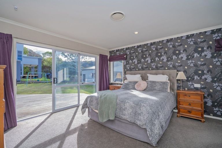 Photo of property in 6 Pa Road, Hahei, Whitianga, 3591