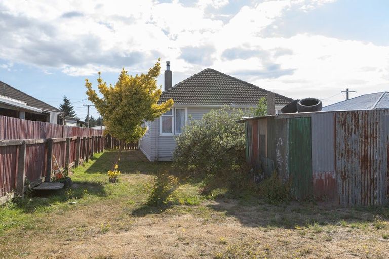 Photo of property in 16 Grant Crescent, Masterton, 5810
