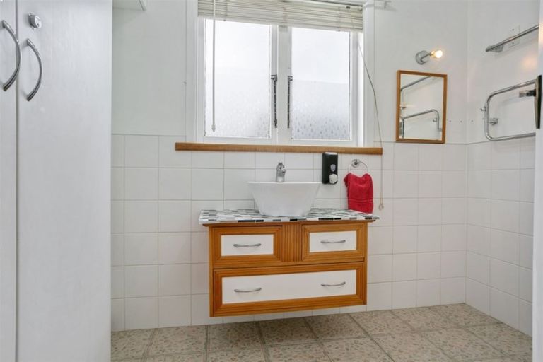 Photo of property in 76 Arapuni Street, Putaruru, 3411