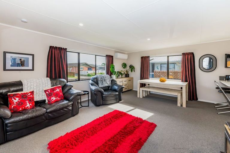 Photo of property in 109 Makarini Street, Paraparaumu, 5032