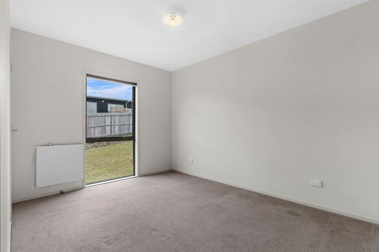 Photo of property in 10 Weka Street, Mangawhai, 0505