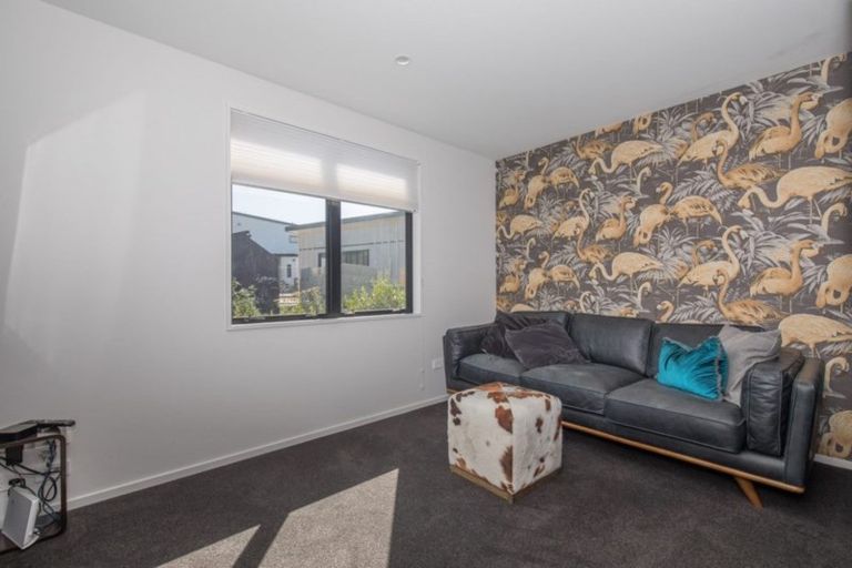 Photo of property in 4 Kapuka Lane, Wanaka, 9305