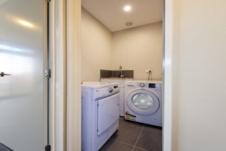 Photo of property in 60 Squadron Drive, Hobsonville, Auckland, 0616