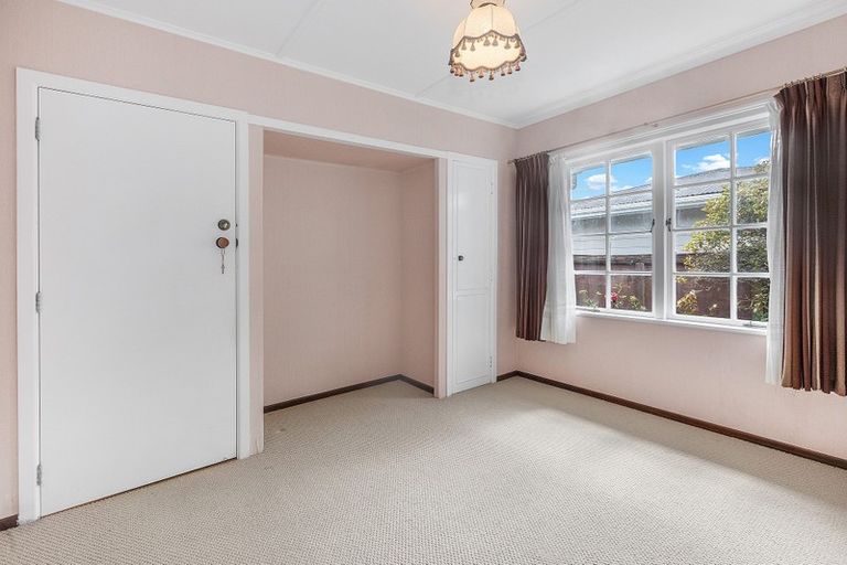 Photo of property in 27 Fitzroy Avenue, Fitzroy, Hamilton, 3206