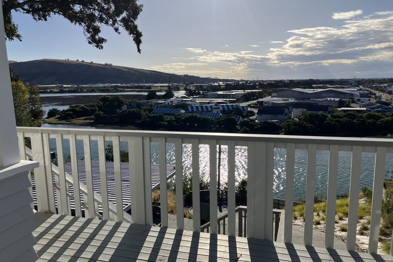 Photo of property in 11 Ferrymead Terrace, Ferrymead, Christchurch, 8081