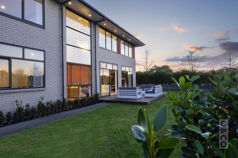 Photo of property in 2 Pitoitoi Drive, Riverhead, 0820