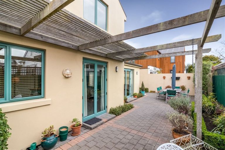 Photo of property in 1/49 Clifford Avenue, Merivale, Christchurch, 8014