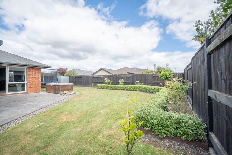 Photo of property in 34 Branigan Parade, Kelvin Grove, Palmerston North, 4414