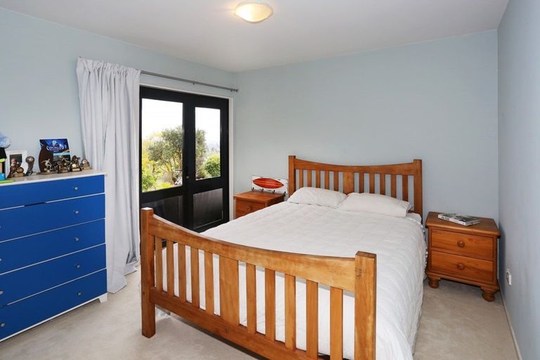 Photo of property in 6b Jayar Heights, Bombay, 2675