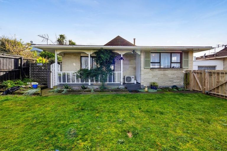 Photo of property in 4 Warkworth Grove, Bell Block, New Plymouth, 4312