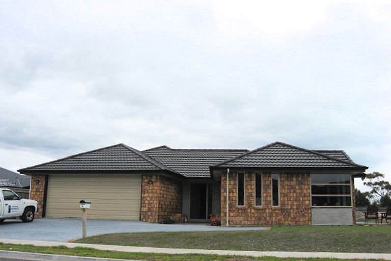 Photo of property in 14 Curtis Street, Stoke, Nelson, 7011