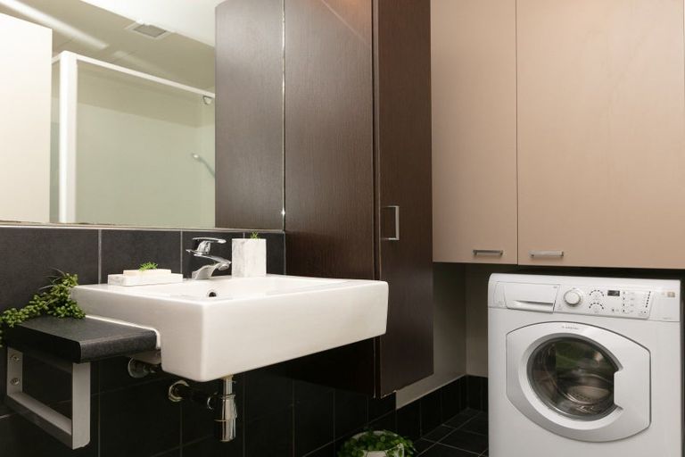 Photo of property in 96 On Symonds Apartments, 402/96 Symonds Street, Grafton, Auckland, 1010