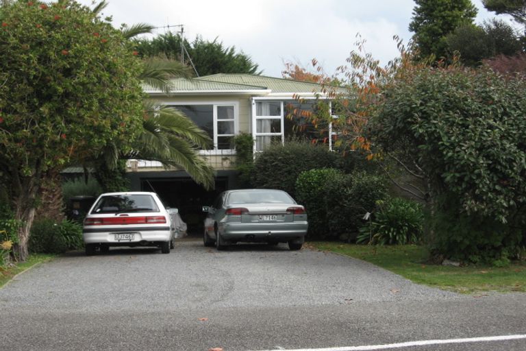 Photo of property in 23 Tui Road, Raumati Beach, Paraparaumu, 5032