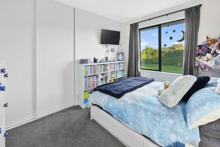 Photo of property in 1 Showground Place, Leeston, 7632