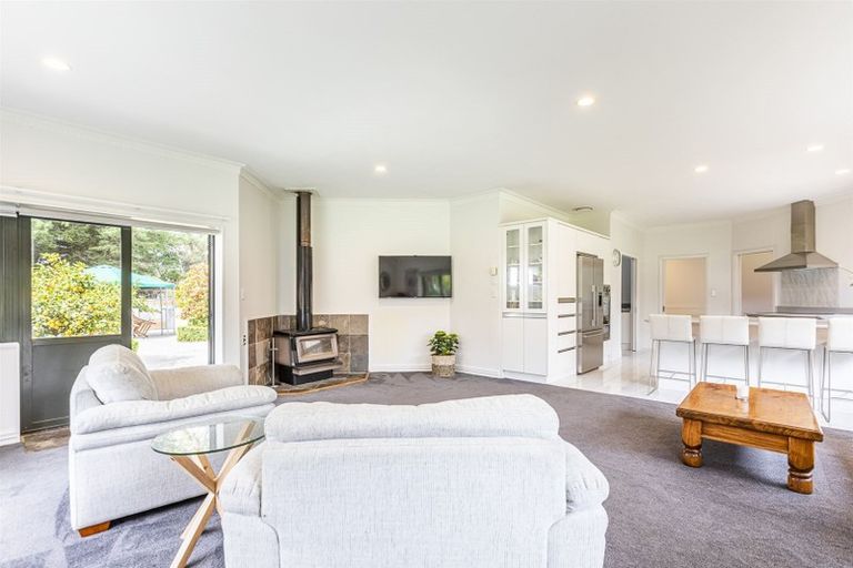 Photo of property in 44 Innerwell Lane, Ashhurst, Palmerston North, 4470