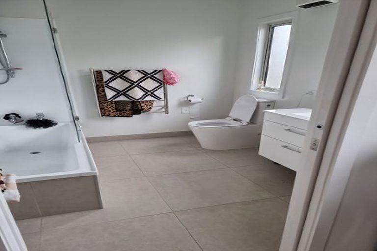 Photo of property in 135 Oram Avenue, New Brighton, Christchurch, 8061