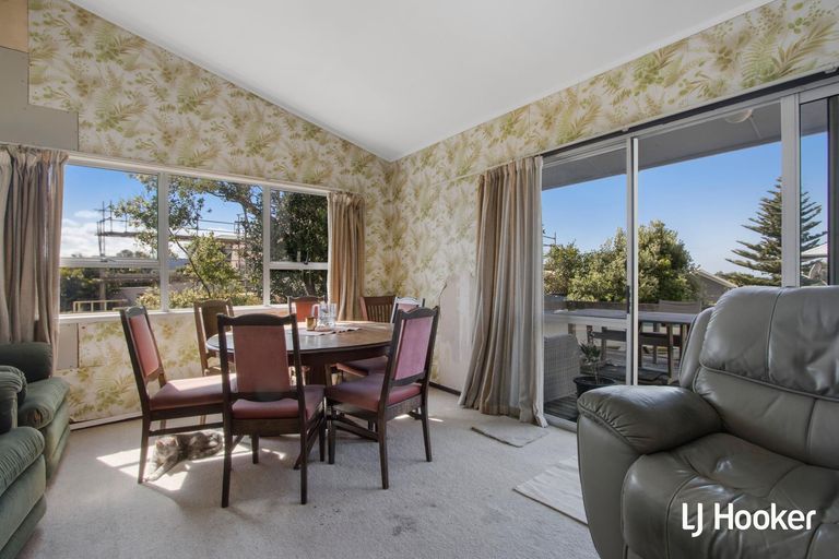 Photo of property in 25 Hanlen Avenue, Waihi Beach, 3611