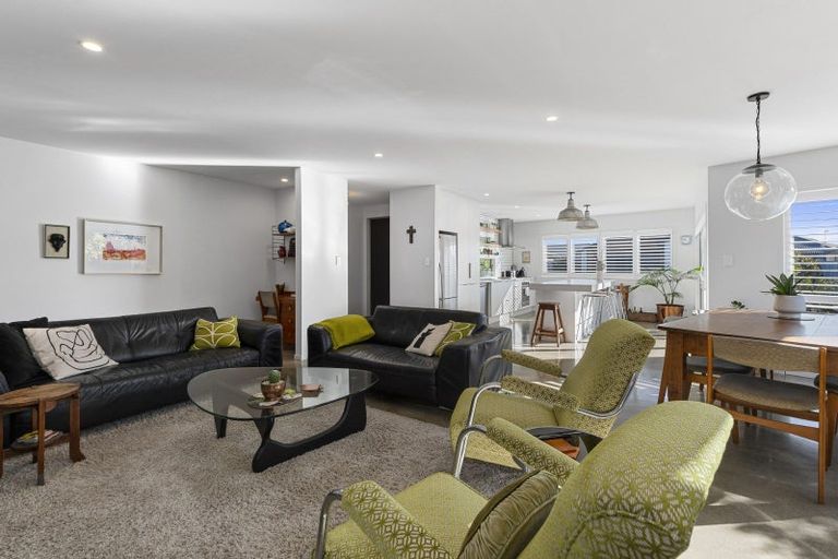 Photo of property in 6 Kahuparere Crescent, Pyes Pa, Tauranga, 3112