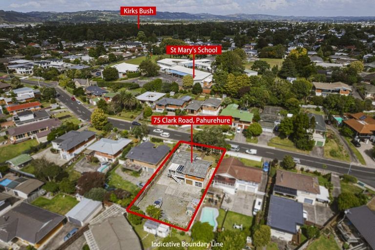 Photo of property in 75 Clark Road, Pahurehure, Papakura, 2113