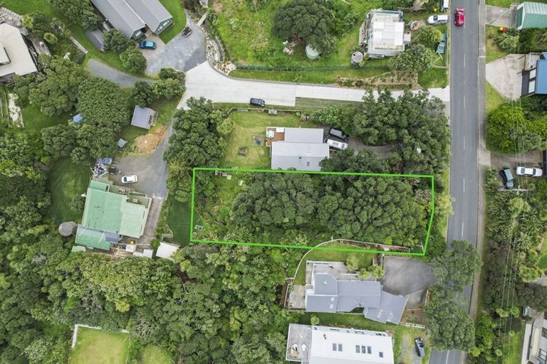 Photo of property in 63 Waitea Road, Muriwai, 0881