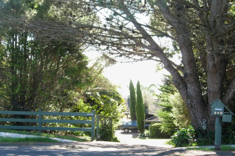 Photo of property in 360 Redoubt Road, Totara Park, Auckland, 2019