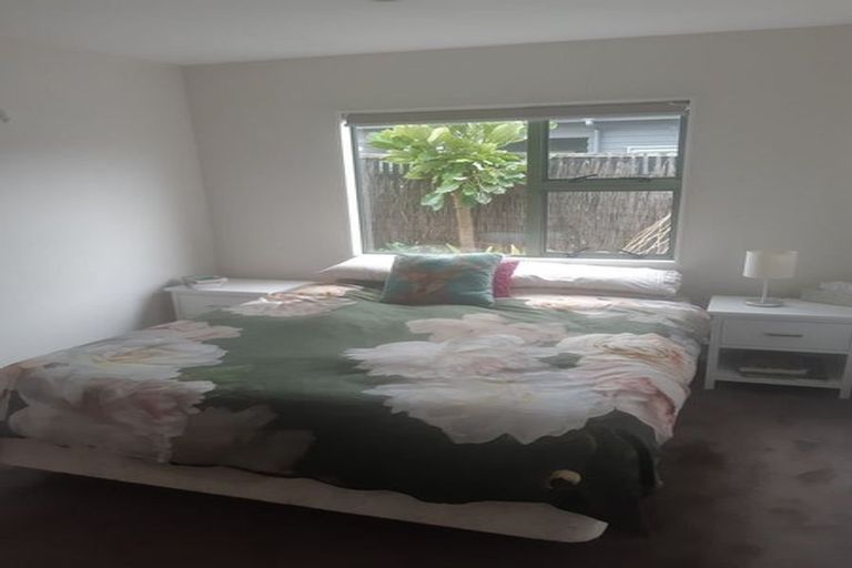 Photo of property in 21 Rutherford Drive, Waikanae Beach, Waikanae, 5036