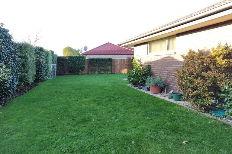 Photo of property in 5 Cassinia Gardens, Aidanfield, Christchurch, 8025