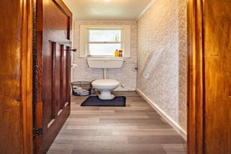 Photo of property in 50 Ward Street, Raetihi, 4632