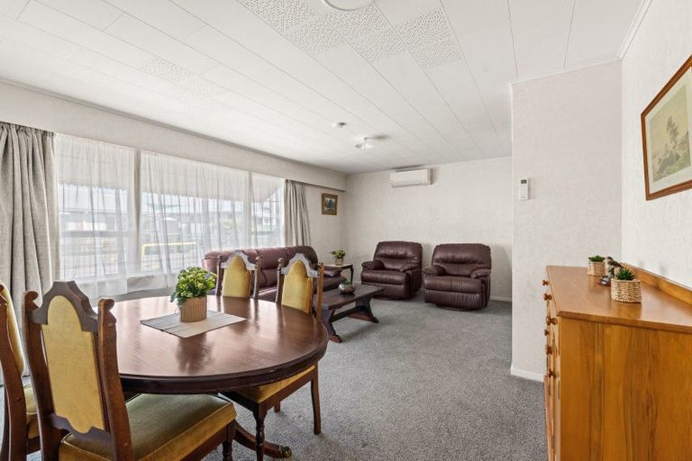 Photo of property in 2/24 White Street, Taradale, Napier, 4112