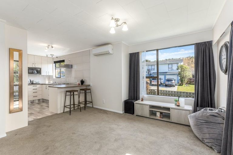 Photo of property in 7a Parkinson Close, Whitby, Porirua, 5024