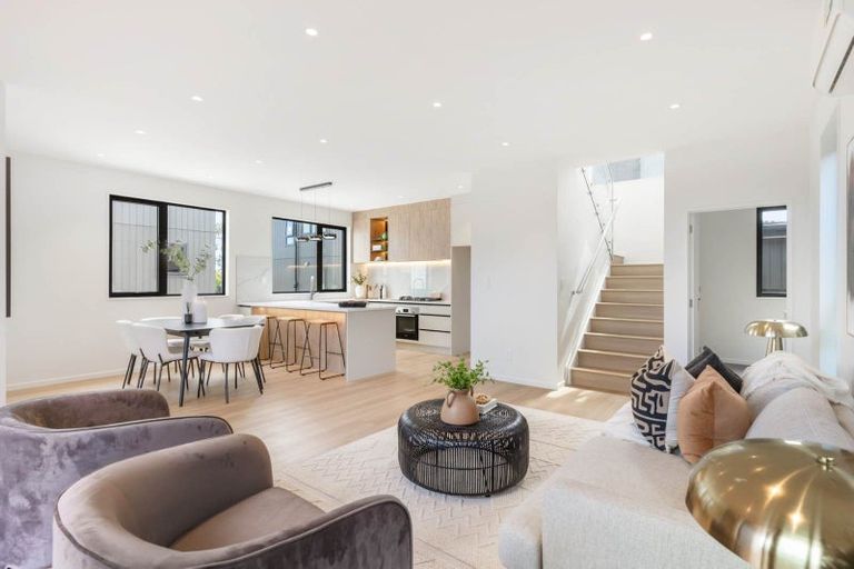 Photo of property in 1c Altair Place, Windsor Park, Auckland, 0632