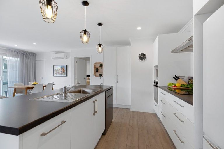 Photo of property in 14 Foley Grove, Pyes Pa, Tauranga, 3110