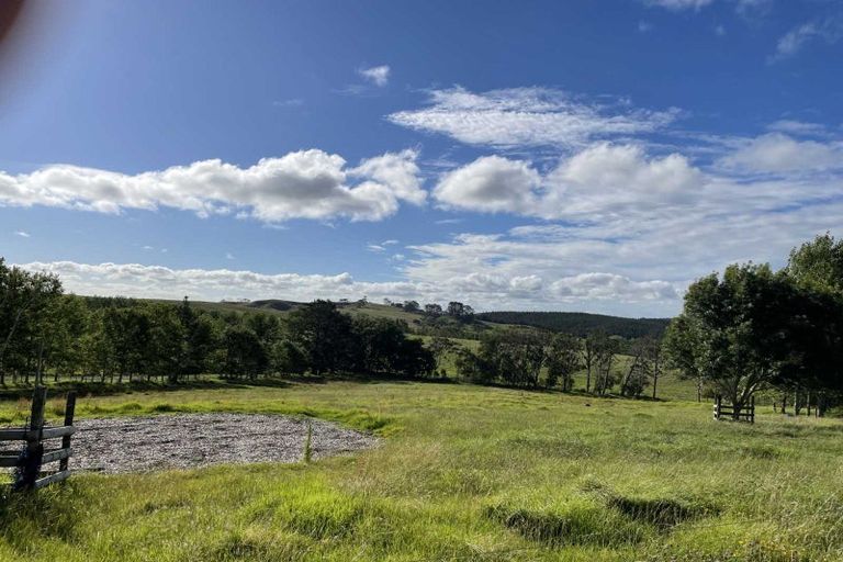 Photo of property in 14 Nukuroa Road, Oruawharo, Wellsford, 0975