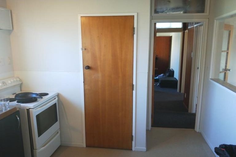 Photo of property in 3-4/37 Wood Street, Takaro, Palmerston North, 4410