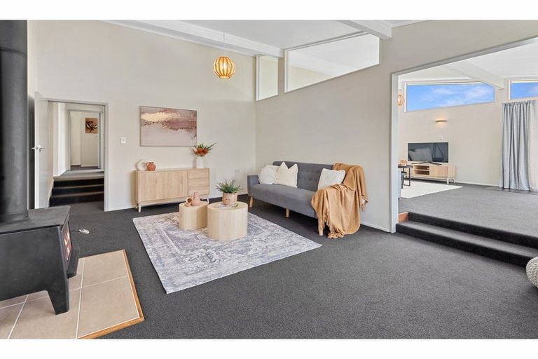 Photo of property in 16 Ascot Avenue, Te Kamo, Whangarei, 0112