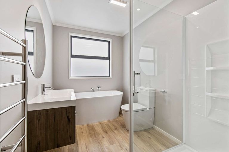 Photo of property in 194 Waitaha Road, Welcome Bay, Tauranga, 3112