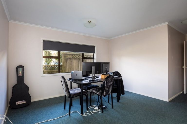 Photo of property in 167 Heta Road, Highlands Park, New Plymouth, 4312